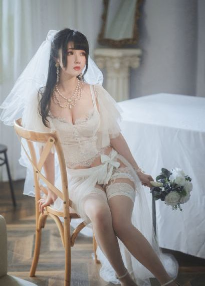 亚洲欧美中文日韩综合图区_1080P在线播放