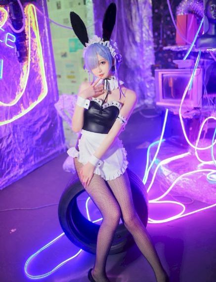 日本欧美成人免费观看_高清电影完整版