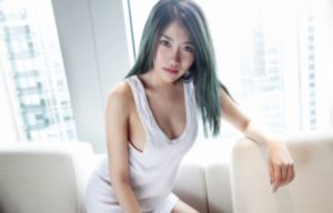 女子自慰喷白浆A片免费观看网站_BD高清免费观看