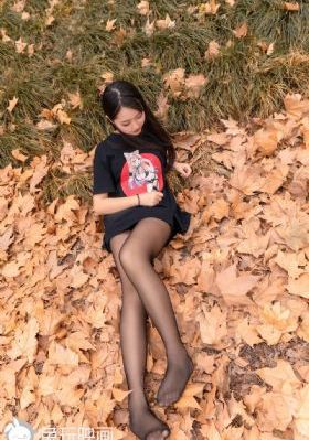 ktv酒吧美女久久国产这里有精品_720在线观看视频