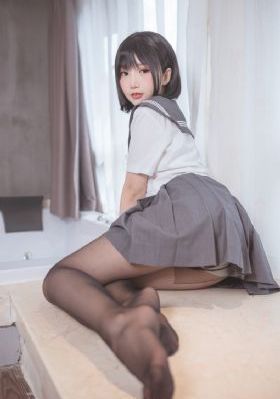 极品嫩白丰满美女被强视频_BD国语免费全集观看